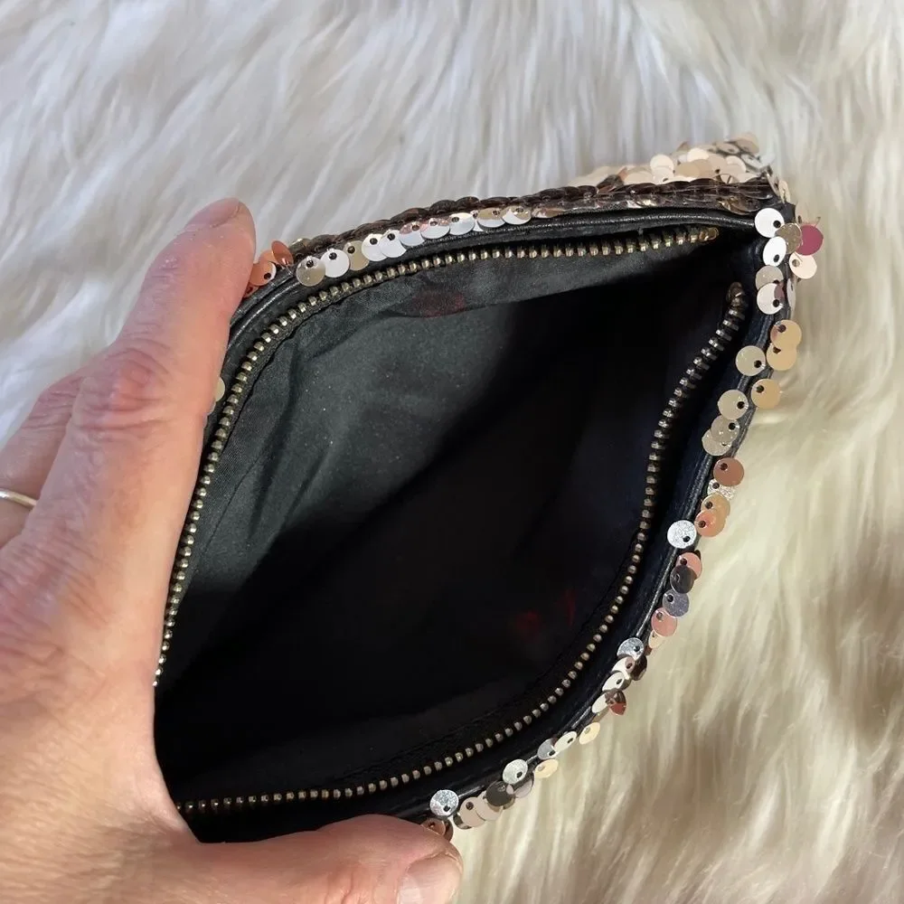 Victoria's Secret Silver Sequin Clutch/Make Up‎ Bag